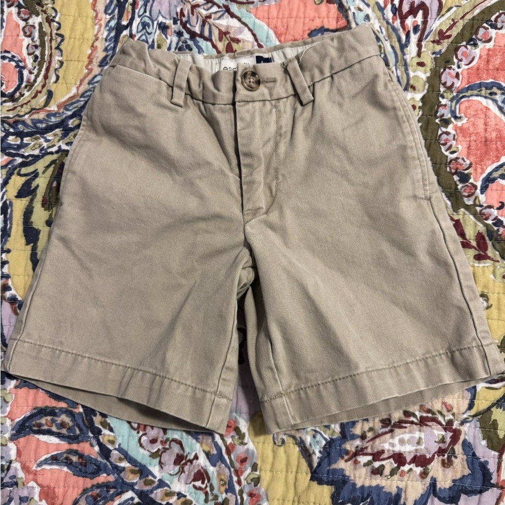 Boys gap easy fit Chino shorts with adjustable elastic waist band